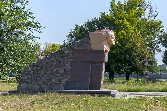 Mikhail Averyanovich Panikakha (Russian: Михаил Аверьянович Паникаха)